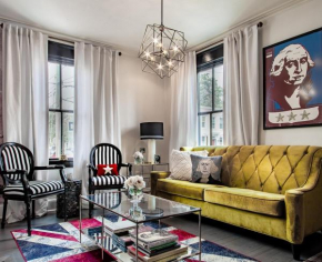 THE LIBERTY HOUSE Of Old Town Designer Home
